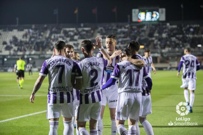 Celebración del gol de Toni Villa durante el Cartagena-Real Valladolid en Cartagonova (Foto: LaLig
