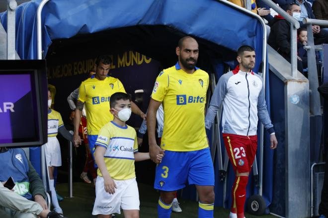 Fali salta al Nuevo Mirandilla ante el Getafe. (Foto: Cristo García)