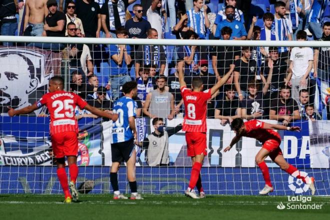Rafa Mir celebra su gol al Espanyol (Foto: LaLiga).