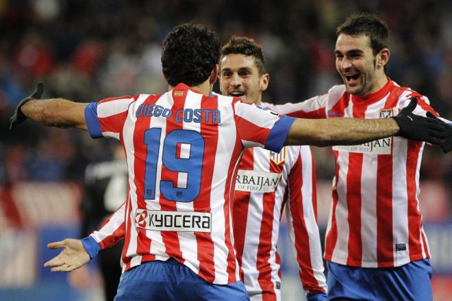 Diego Costa celebra un gol con Koke y Adrián en el Atlético (Foto: EFE).