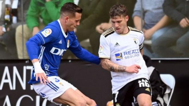 Rodri Tarín durante un lance del Burgos-Real Oviedo (Foto: Real Oviedo)