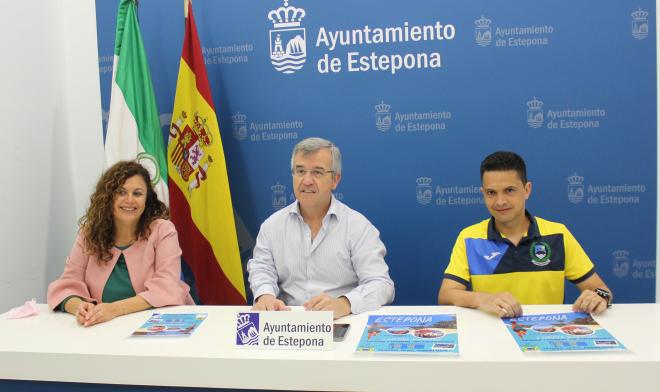 Presentación de la media maratón en el Ayuntamiento de Estepona.