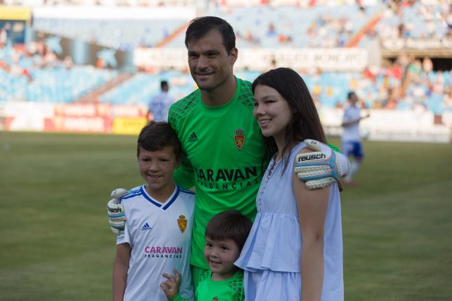 Sebastián Saja en su despedida del fútbol en La Romareda (Foto: Daniel Marzo).