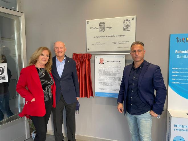 Presentación del nuevo nombre de la piscina de Torre del Mar, J. Eduardo Hernández.