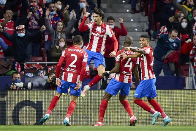 Joao Félix celebra su gol en el Atlético de Madrid-Manchester United (Foto: Cordon Press).