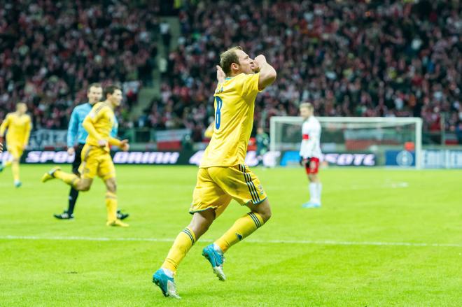 Roman Zozulya celebra un gol con Ucrania (Foto: Cordon Press).