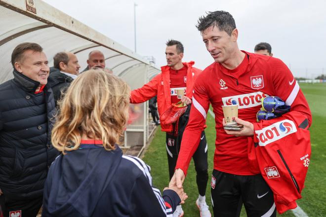 Lewandowski, en un entrenamiento de Polonia (FOTO: Cordón Press).