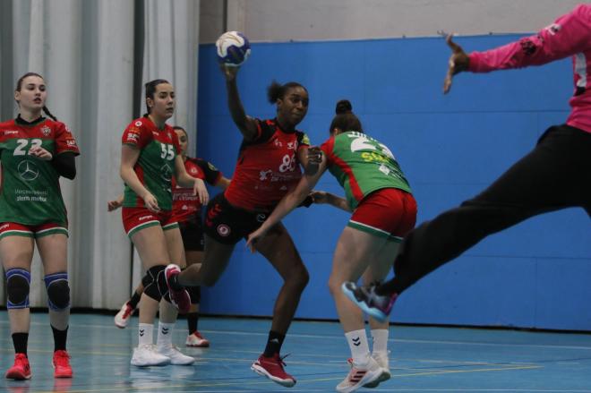 Morvedre gana con oficio a Sant Quirze, rival directo por la permanencia 16-18