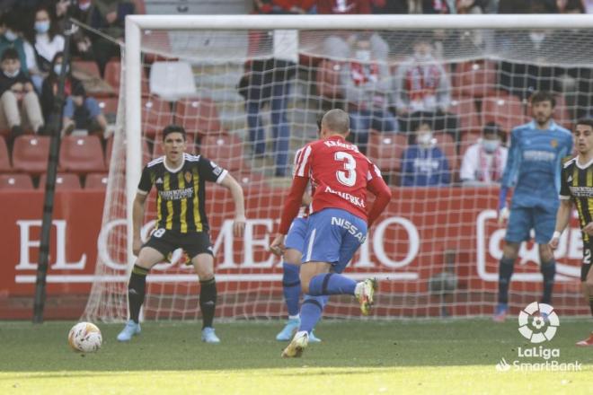 Kravets en el duelo ante el Real Zaragoza. (Foto: LaLiga)