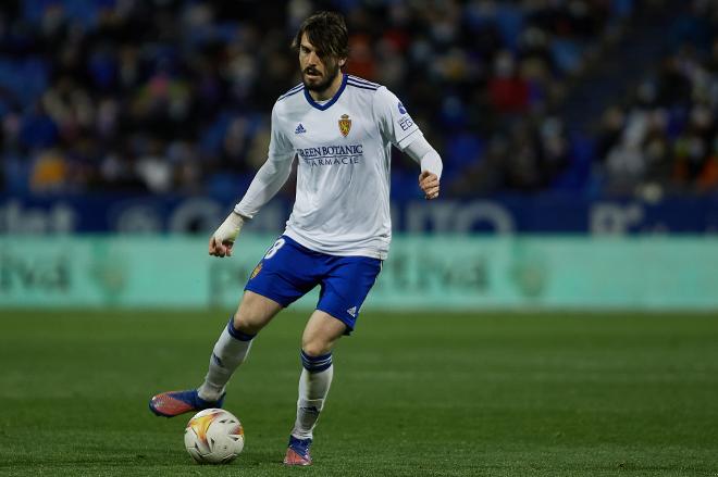 Eugeni en un partido con el Real Zaragoza (Foto: Daniel Marzo). 