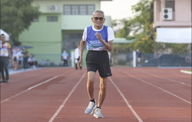 Sawang Janpram durante una competición (Foto: EFE/Federación tailandesa de Atletismo).