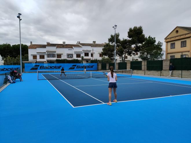 El Club Español de Tenis incorpora las pistas del siglo XXI y se convierte en el mayor de la Comun