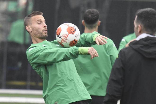 Canales, en el entrenamiento de este martes (Foto: Kiko Hurtado).