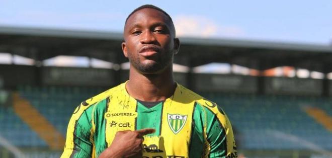 Modibo Sagnan juega cedido esta temporada en el Tondela (Foto: CD Tondela).