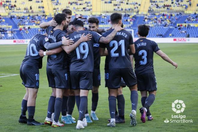 Los jugadores del Girona celebran uno de los goles a Las Palmas (Foto: LaLiga).