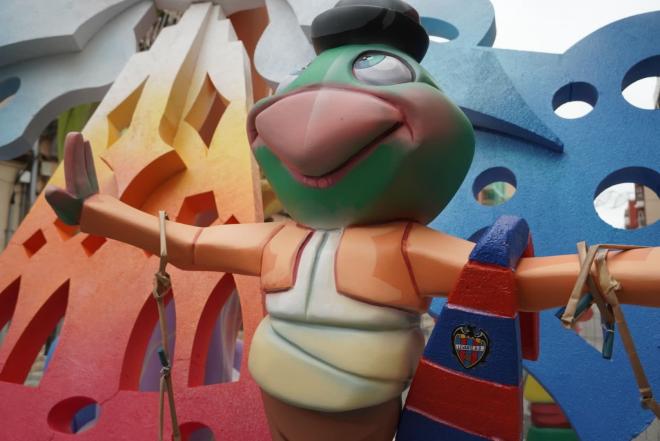 Falla Escalante-Marina, tercer premio de la XII edición del Premio Granota. (Foto: Levante UD)