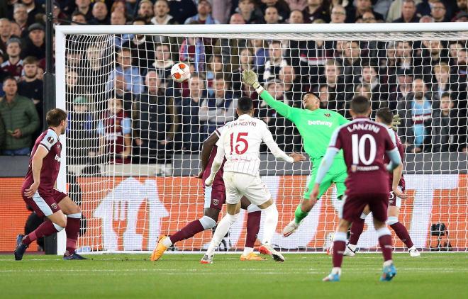 Imagen de aquel West Ham - Sevilla FC (Foto Cordon Press).