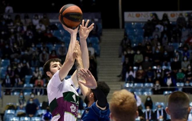 Lance del Unicaja-Obradoiro (Foto: Unicaja).