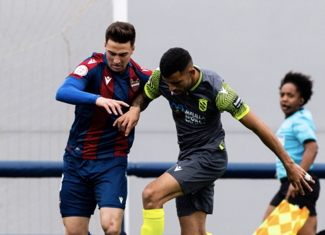 El Atlético Levante UD no puntúa ante el UD Melilla en un encuentro donde mereció más