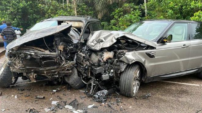El accidente de coche de Andrés Onana: así quedaron los vehículos.