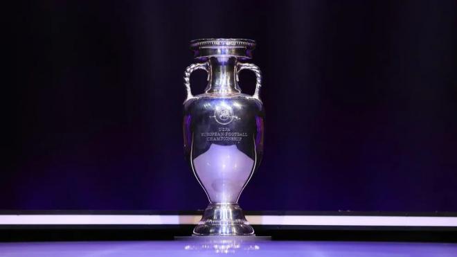 Trofeo de la Eurocopa.