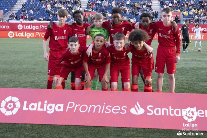 El equipo del Liverpool en LaLiga Promises (Foto: LaLiga)