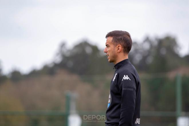 Este mismo lunes debería decidirse el futuro de Borja Jiménez en el Deportivo (Foto: RCD).