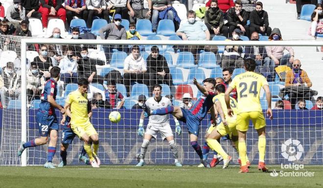 Lance del Levante-Villarreal (Foto: LaLiga).