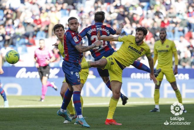 Roger, durante el Levante-Villarreal (Foto: LaLiga).