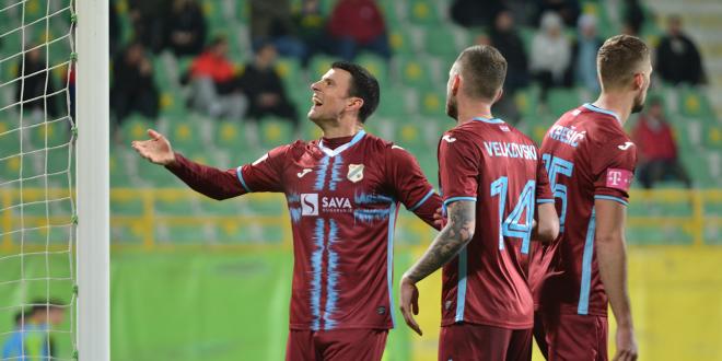 Vuckic celebra uno de sus goles con el Rijeka (Foto: Twitter).