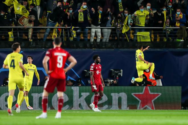 Danjuma celebra su gol en el Villarreal-Bayern de Múnich (Foto: Cordon Press).