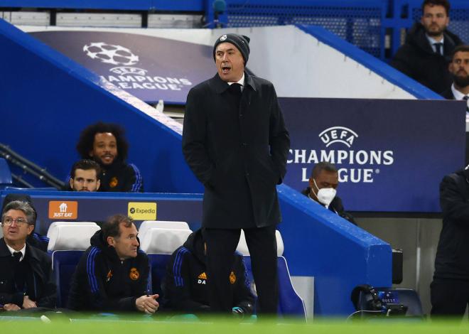Carlo Ancelotti, durante el Chelsea-Real Madrid (Foto: Cordon Press).