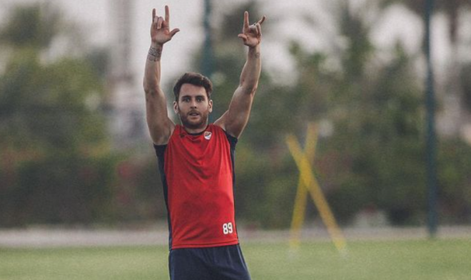 Ibai Gómez, durante un entrenamiento con el Foolad FC (Foto: Instagram).