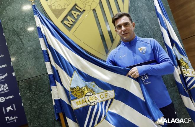 Guede, en su presentación como entrenador del Málaga (Foto: MCF).