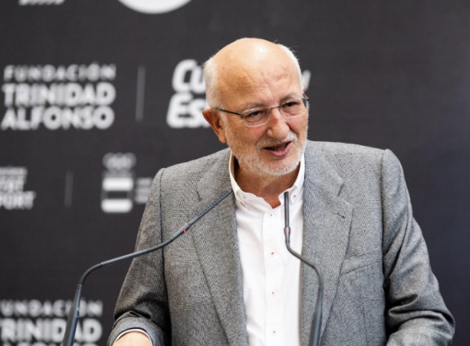 Juan Roig presentó el Proyecto FER 2022