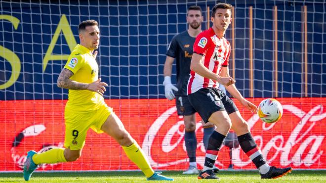 Dani Vivian ante el Villarreal CF en La Cerámica (Foto: Athletic Club).