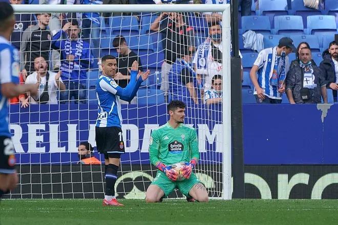 De Tomás celebra el tanto de Wu Lei (Foto: RC Celta).