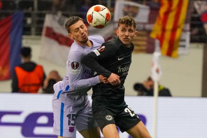 Clement Lenglet, en el Eintracht-Barça de Europa League (Foto: Cordon Press).