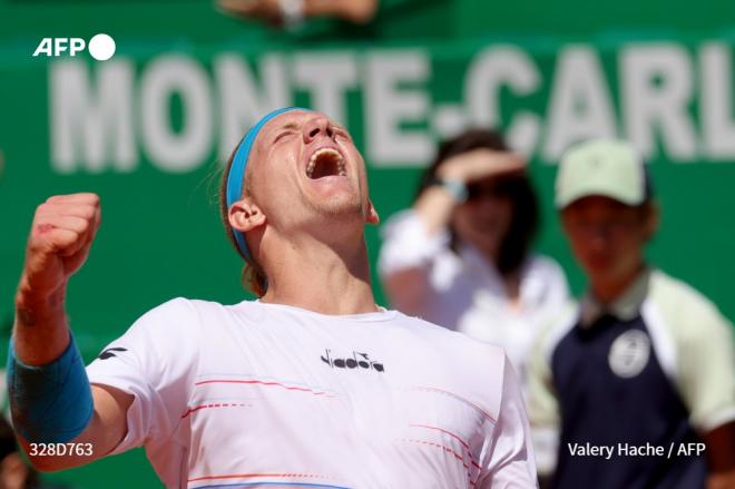 Davidovich, tras ganar en semis ante Dimitrov en Montecarlo (Foto: AFP).