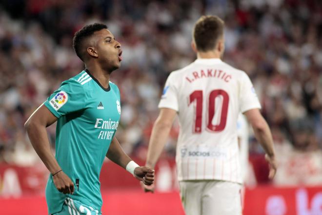 Rodrygo celebra su gol en el Sevilla-Real Madrid (Foto: Cordon Press).