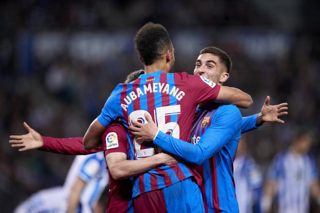 Aubameyang y Ferran Torres celebran el gol a la Real Sociedad (Foto: Cordon Press).