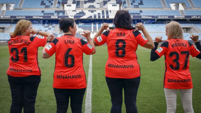 Las madres de Andrés Caro, Ramón, Luis Muñoz y Kevin Medina (Foto: Málaga CF).