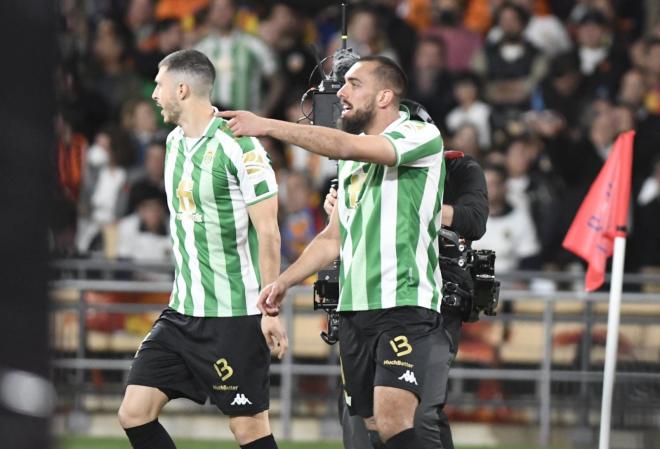 Borja Iglesias celebra su gol en la final de Copa (Foto: Kiko Hurtado).