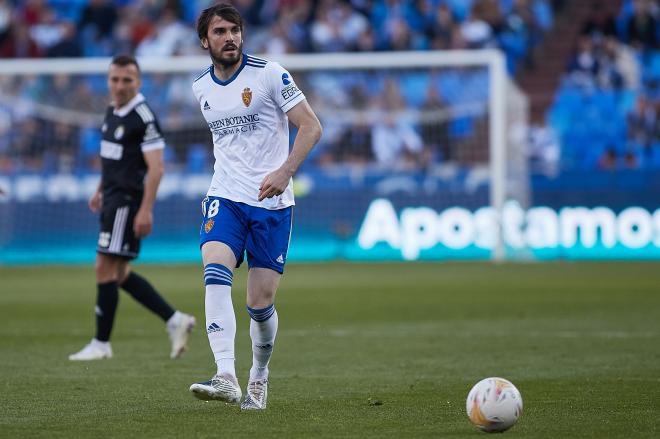 Eugeni en el partido ante el Burgos (Foto: Daniel Marzo). 