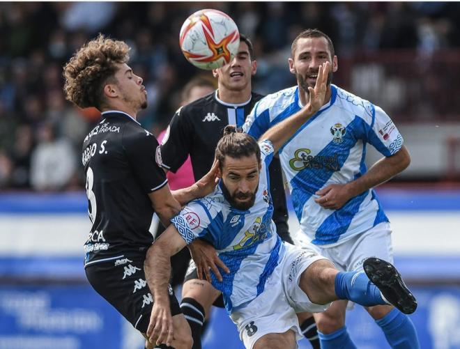 Lance del encuentro entre el Talavera y el Dépor (Foto: RCD).