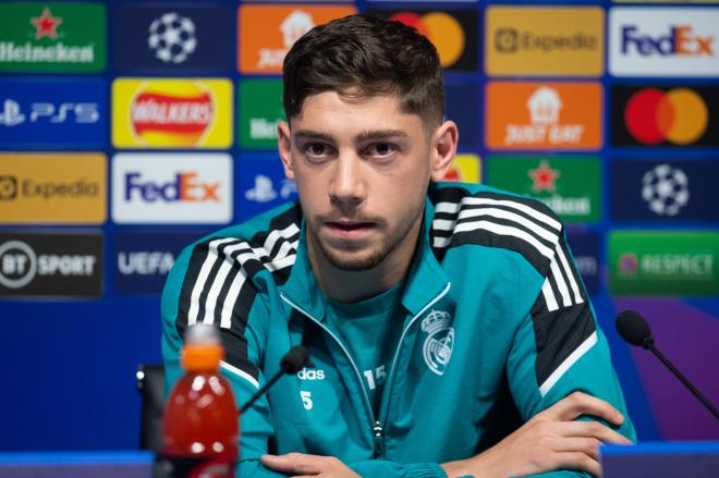 Fede Valverde, en la rueda de prensa previa al City-Real Madrid (Foto: EFE).