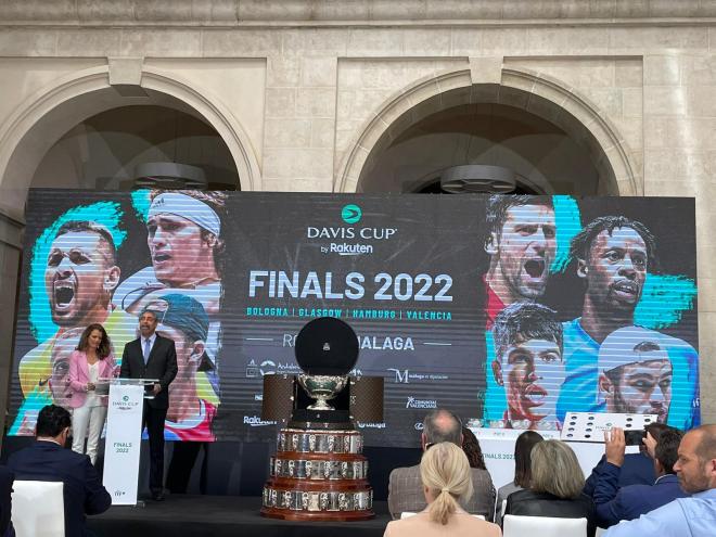 Inicio del sorteo de las fases finales de la Copa Davis 2022.
