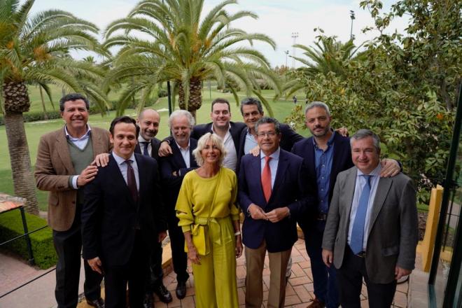 El Real Club Sevilla Golf celebra su 30 aniversario con un encuentro con periodistas