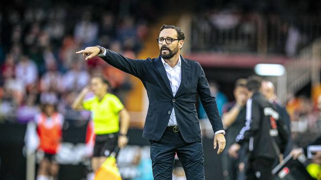 Bordalás, en su etapa en el banquillo de Mestalla. (Foto: Valencia CF)