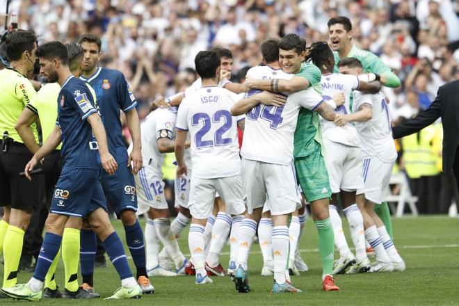 Celebración de los jugadores del Real Madrid (FOTO: EFE).